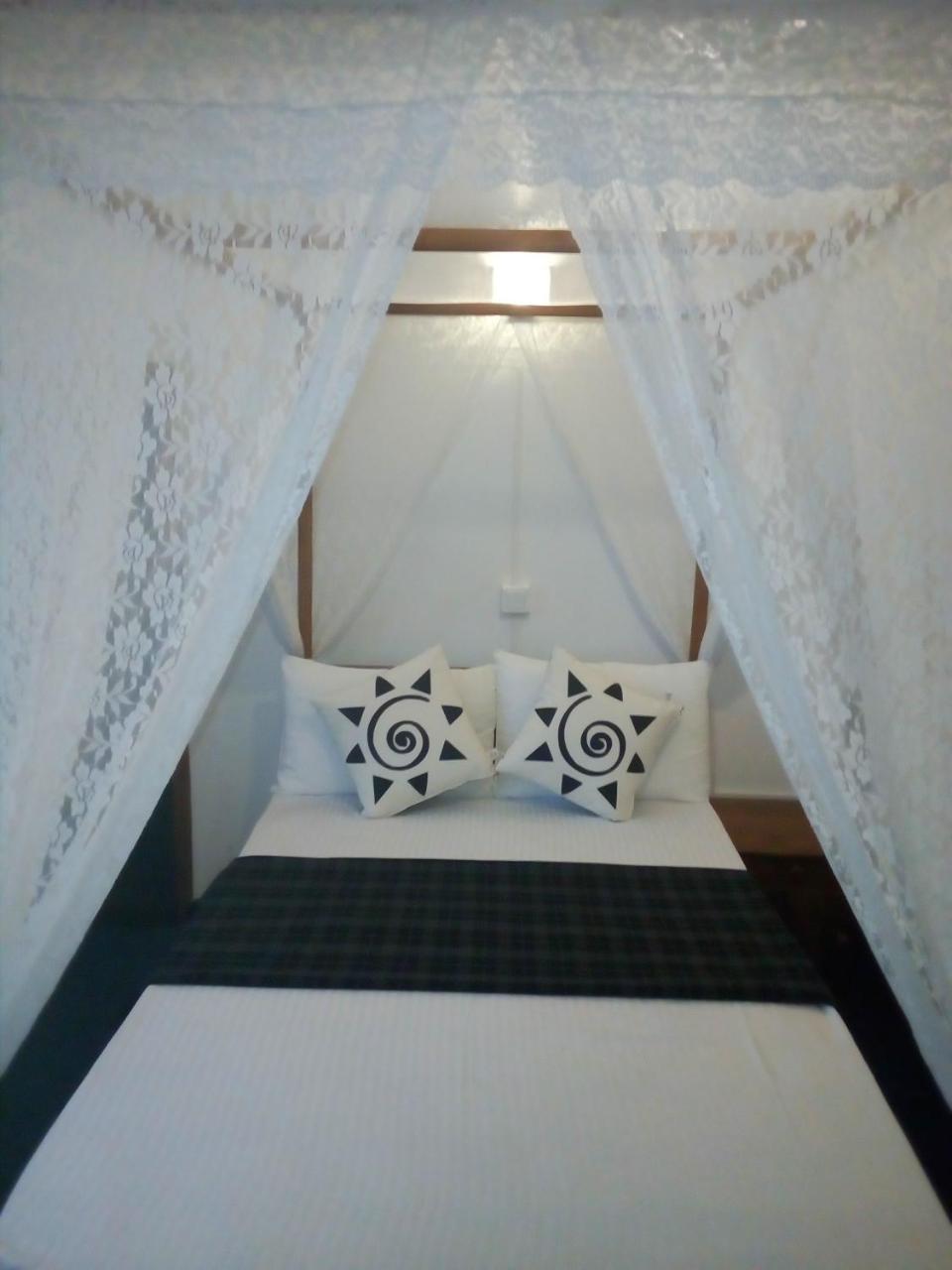 Zion White House Hotel Nuwara Eliya Room photo